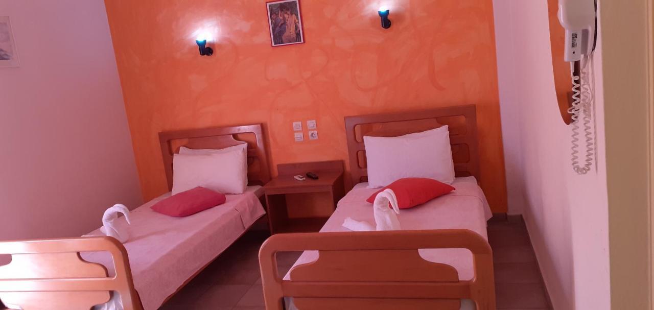 New Pantheon Hotel Kamena Vourla Exterior photo